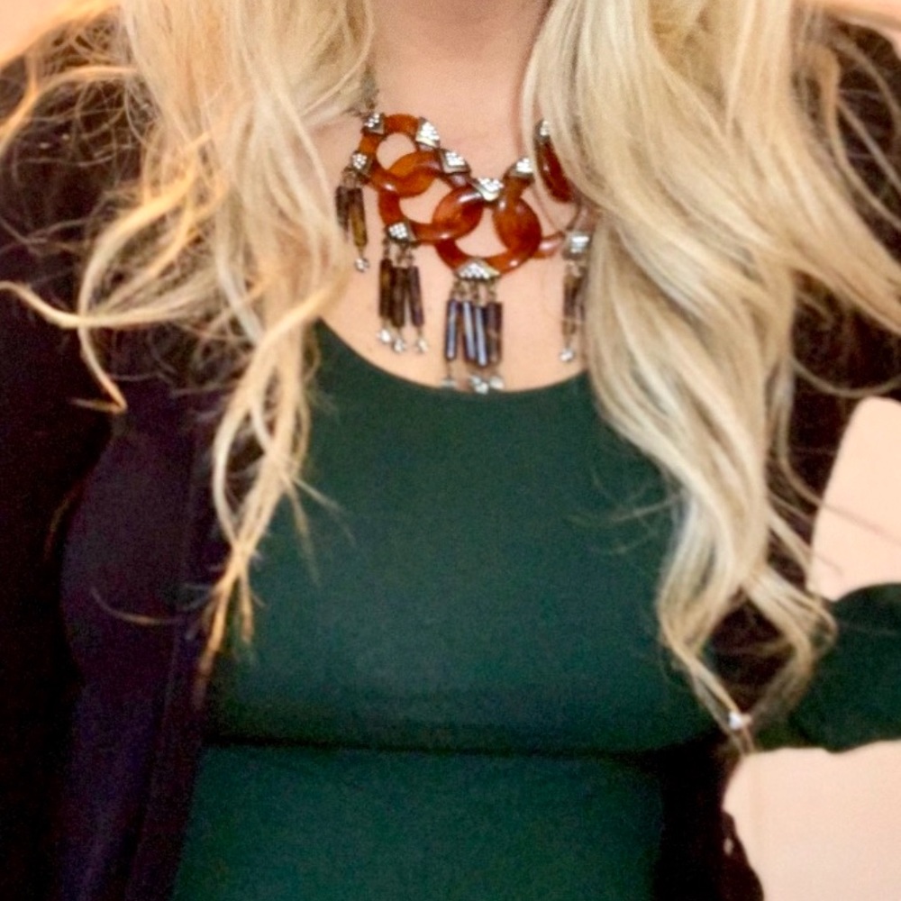 Loft Statement Necklace - Picture 5 of 6